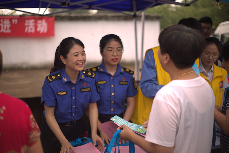f6c4ad1ed0c103223cea364ab1cb595_副本.jpg